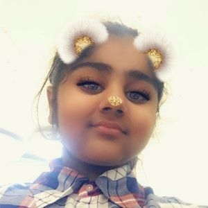 Meet your Posher, Fatima